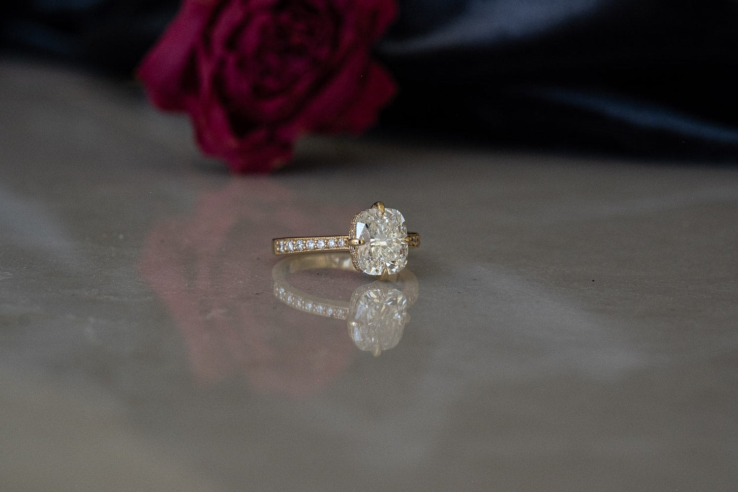 Vintage vs. Vintage-Inspired Engagement Rings: What’s the Difference?